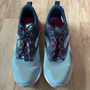 Women's Size 10 Reebok Floatride